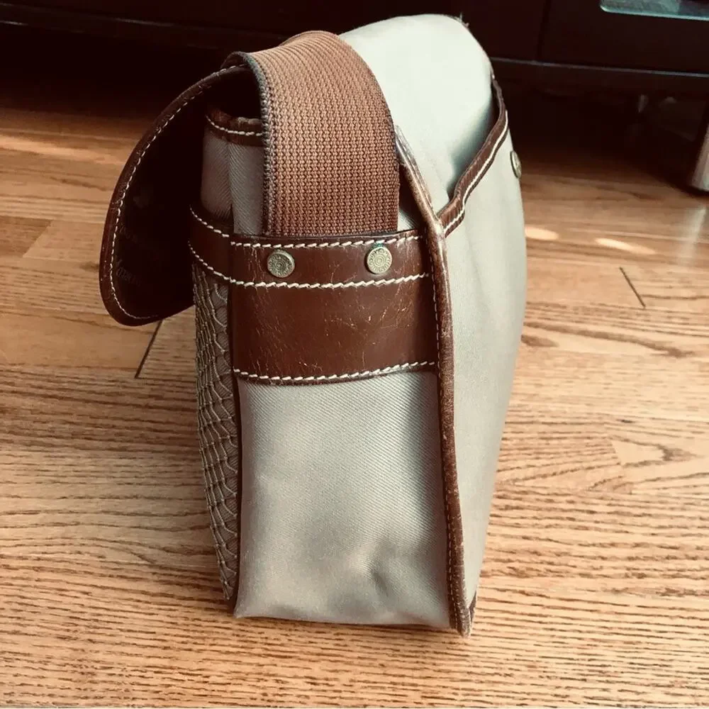 Hunting World Authentic RARE Shoulder Canvass Leather Brown Tan Messenger Bag